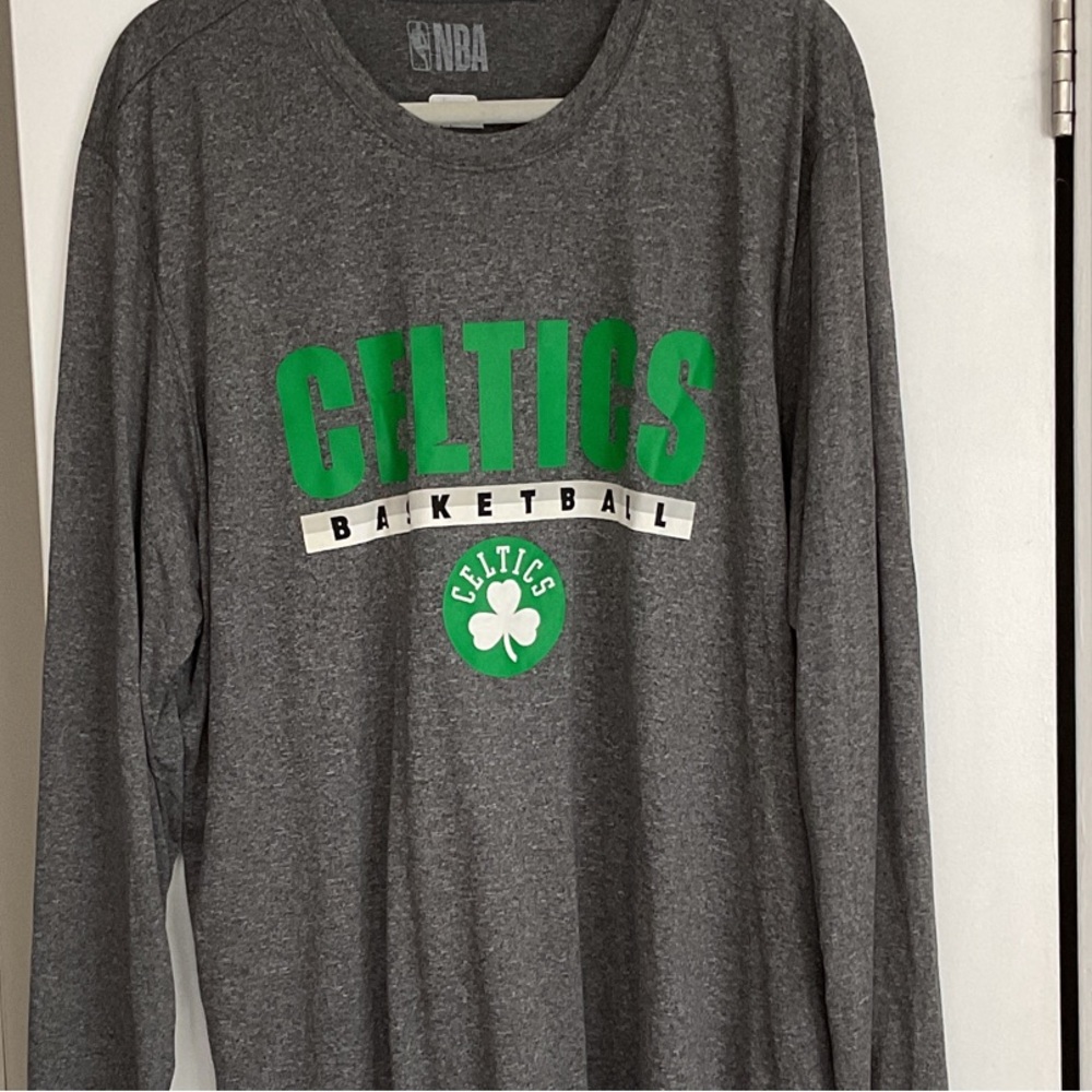 NBA Celtics Gray Long Sleeve Tee